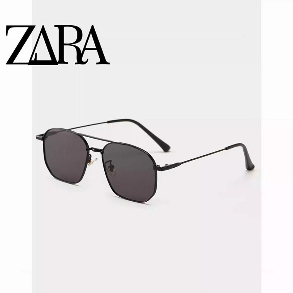 Trendy Black Sunglasses